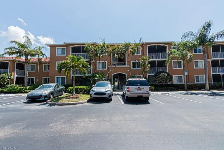 1810  Florida Club  CIR, Naples, FL 34112