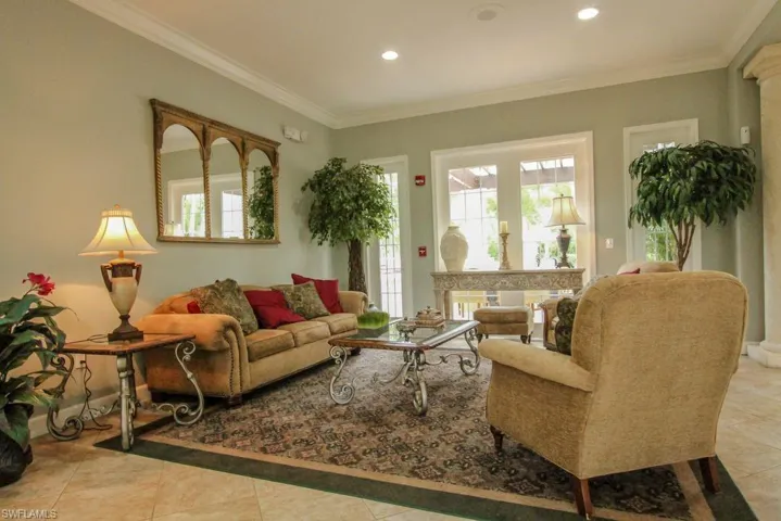 1810  Florida Club  CIR, Naples, FL 34112