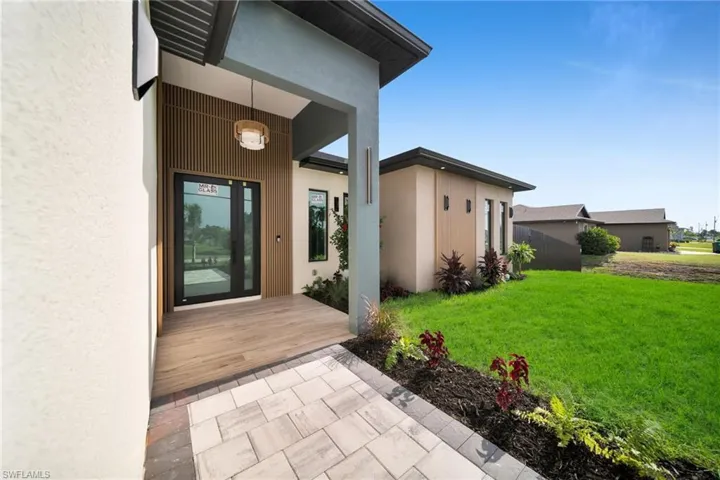 2214 Nw 24th Ter, Cape Coral, Florida 33993