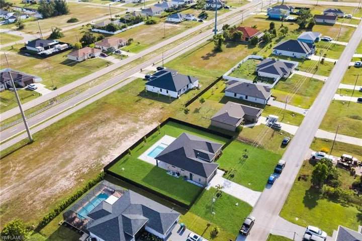 2214 Nw 24th Ter, Cape Coral, Florida 33993
