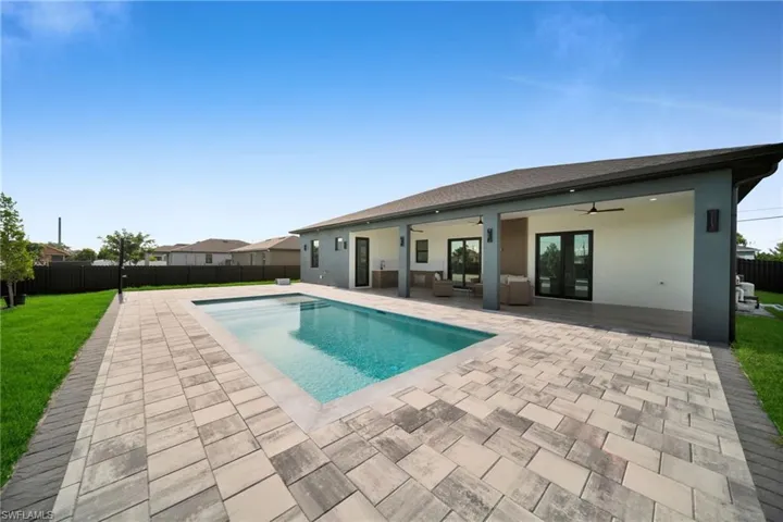 2214 Nw 24th Ter, Cape Coral, Florida 33993
