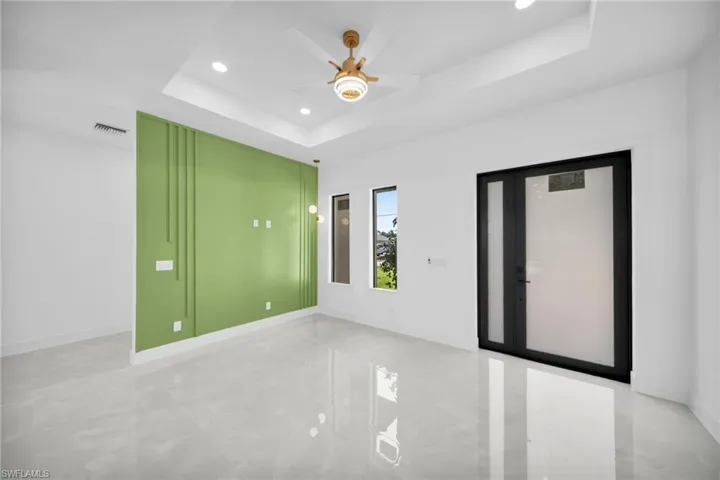 2214 Nw 24th Ter, Cape Coral, Florida 33993