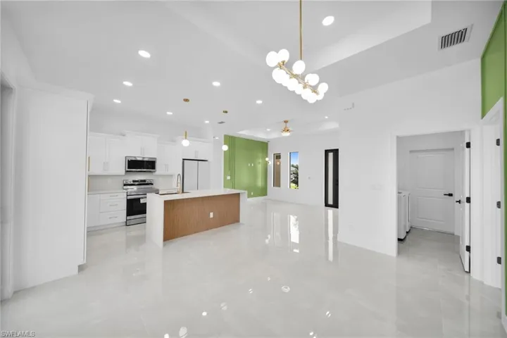 2214 Nw 24th Ter, Cape Coral, Florida 33993