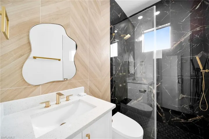 2214 Nw 24th Ter, Cape Coral, Florida 33993