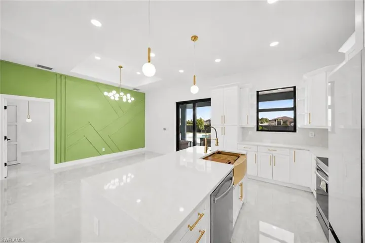 2214 Nw 24th Ter, Cape Coral, Florida 33993