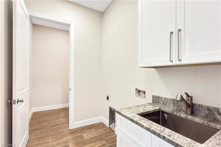 4403 Sw 10th Ave, Cape Coral, Florida 33914