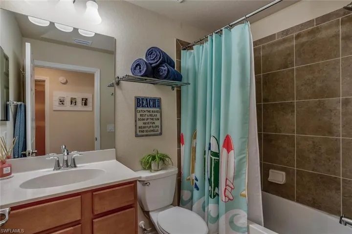 13671  Julias  WAY, Fort Myers, FL 33919