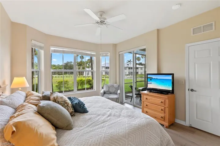 7940 Mahogany Run Ln 611, Naples, Florida 34113