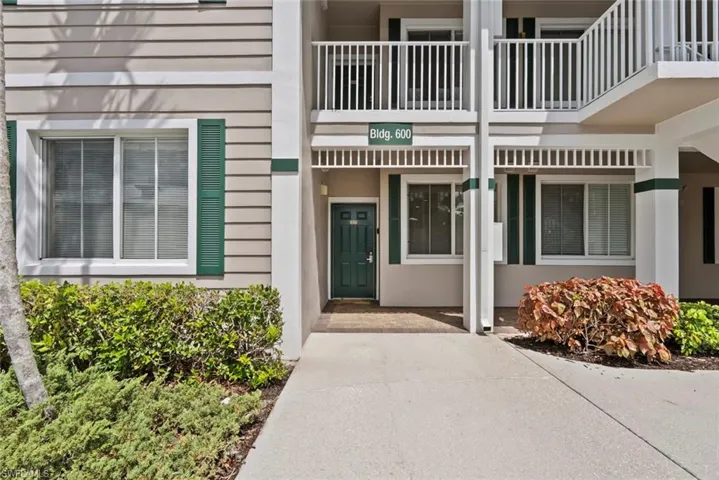 7940 Mahogany Run Ln 611, Naples, Florida 34113