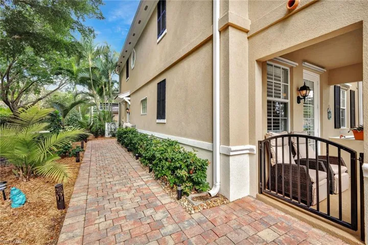 28614  Alessandria  CIR, Bonita Springs, FL 34135