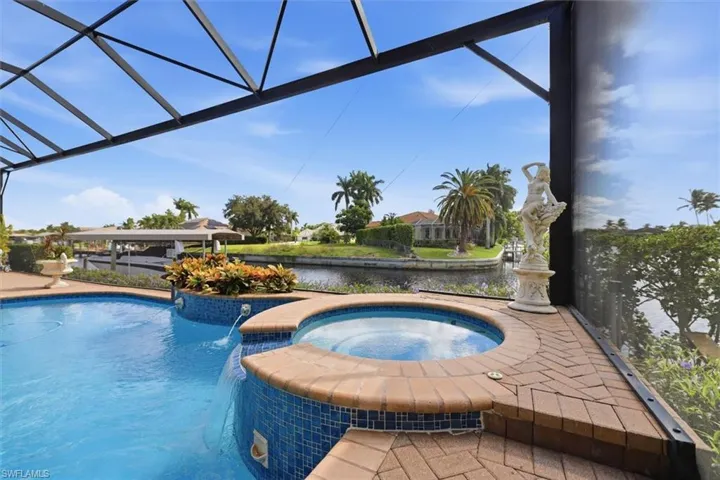 1932 Se 21st St, Cape Coral, Florida 33990