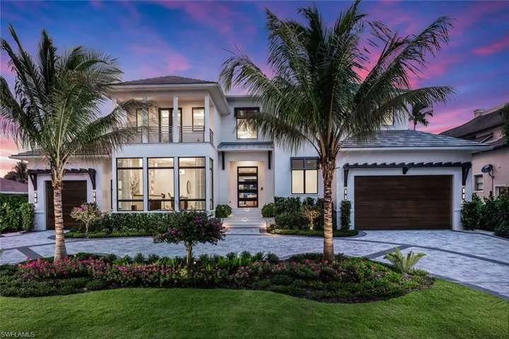 625 21st Ave S, Naples, Florida 34102