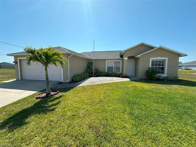 922 Ne 2nd Pl, Cape Coral Fl 33909