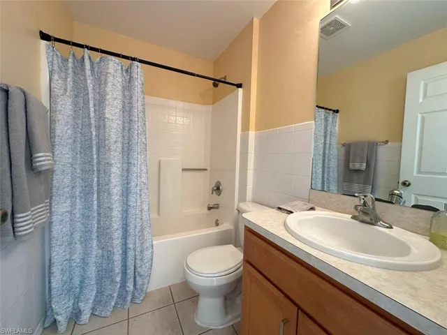 922 Ne 2nd Pl, Cape Coral Fl 33909