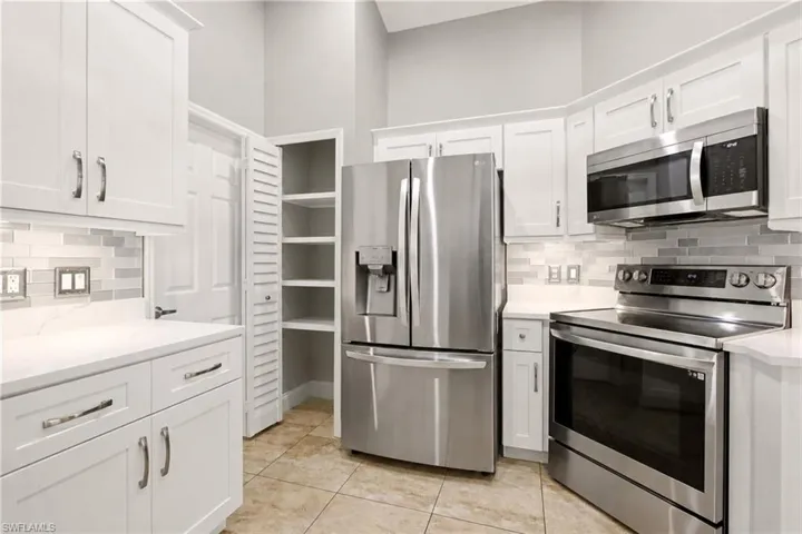 238 Sw 45th Ter, Cape Coral, Florida 33914