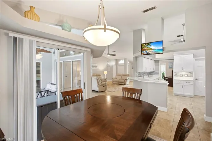 238 Sw 45th Ter, Cape Coral, Florida 33914