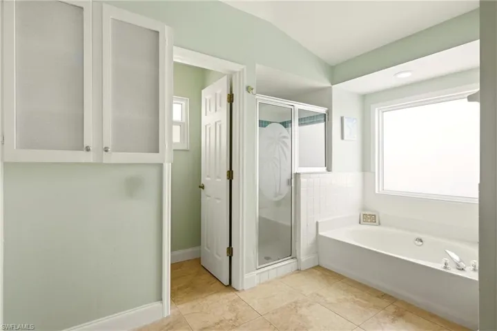 238 Sw 45th Ter, Cape Coral, Florida 33914