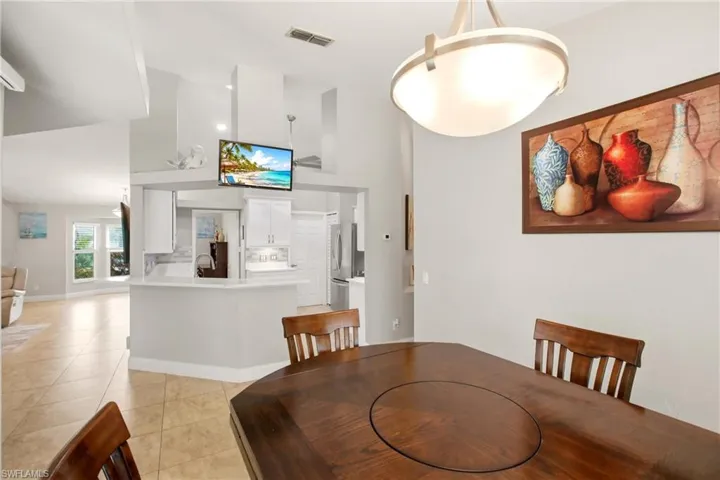 238 Sw 45th Ter, Cape Coral, Florida 33914