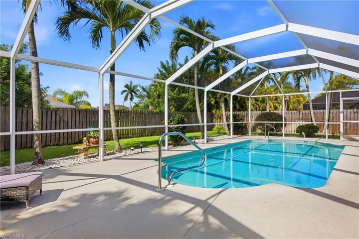 238 Sw 45th Ter, Cape Coral, Florida 33914