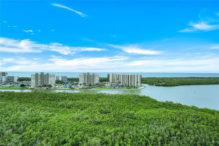 295  Grande  WAY, Naples, FL 34110