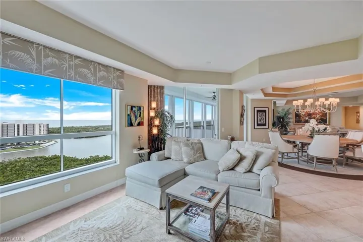 295  Grande  WAY, Naples, FL 34110