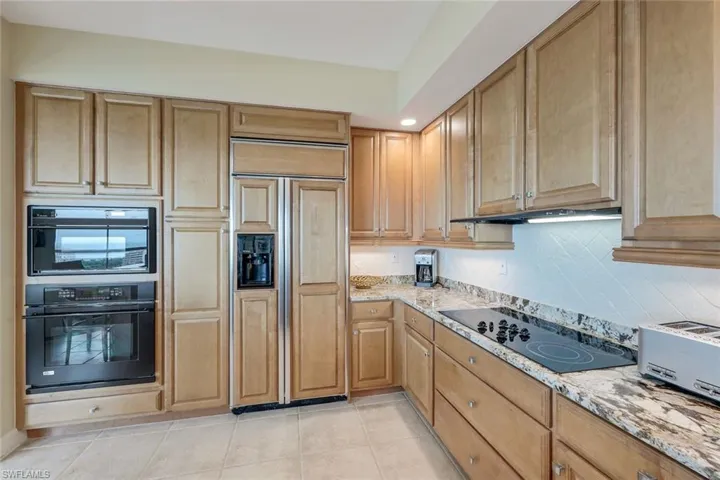 295  Grande  WAY, Naples, FL 34110