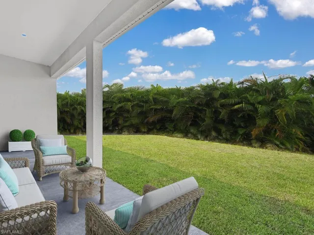 3805  1st SW ST, Lehigh Acres, FL 33976