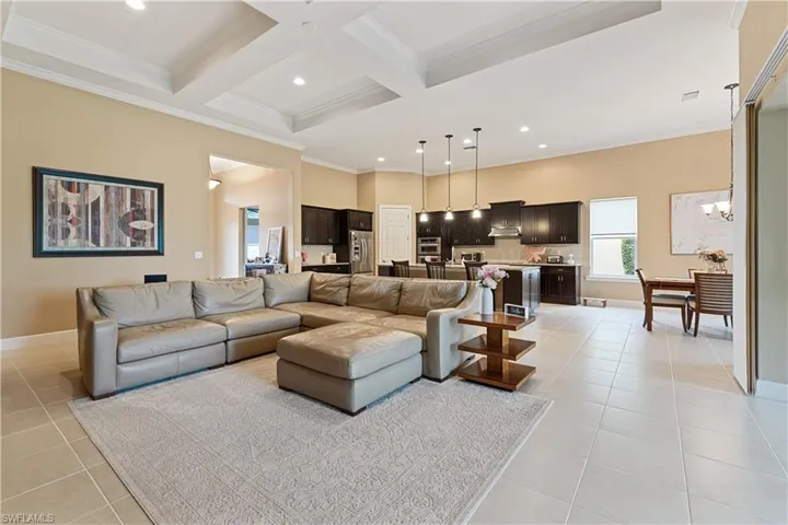 12946 Kingsmill Way, Fort Myers, Florida 33913