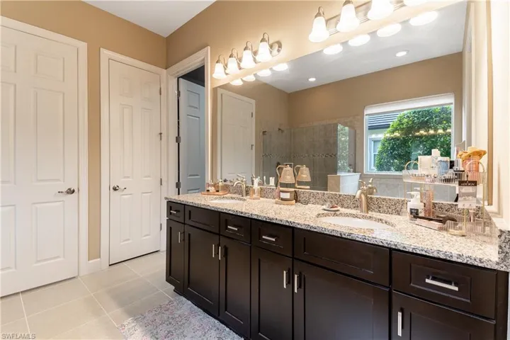 12946 Kingsmill Way, Fort Myers, Florida 33913