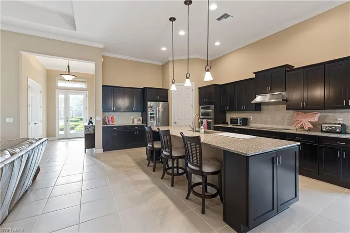 12946 Kingsmill Way, Fort Myers, Florida 33913
