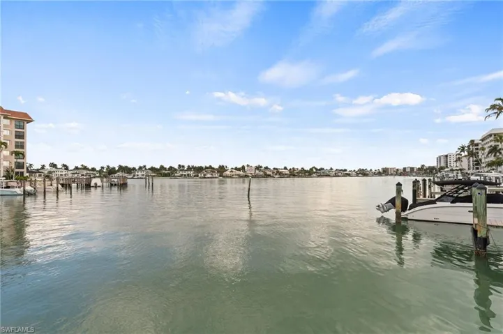 2880 Gulf Shore Blvd N 410, Naples, Florida 34103