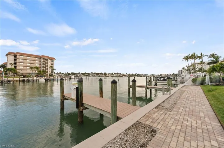 2880 Gulf Shore Blvd N 410, Naples, Florida 34103