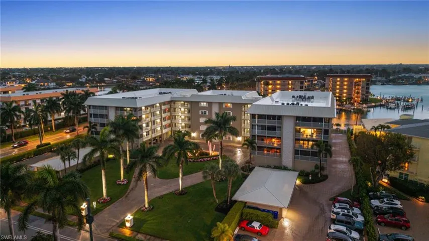 2880 Gulf Shore Blvd N 410, Naples, Florida 34103