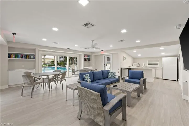 2880 Gulf Shore Blvd N 410, Naples, Florida 34103