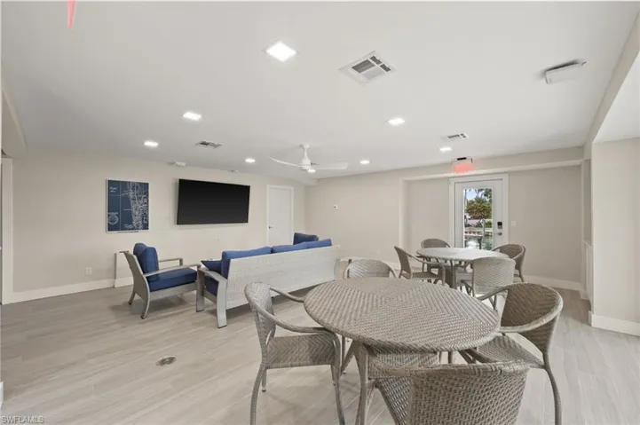2880 Gulf Shore Blvd N 410, Naples, Florida 34103