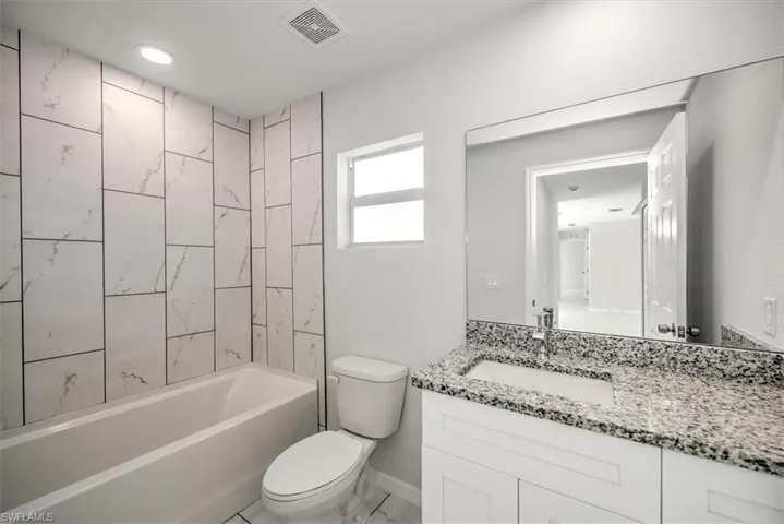 8022  Melody  CIR, Labelle, FL 33935