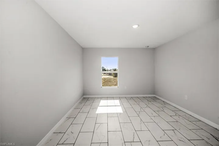 8022  Melody  CIR, Labelle, FL 33935