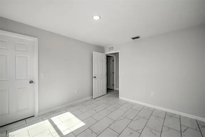 8022  Melody  CIR, Labelle, FL 33935