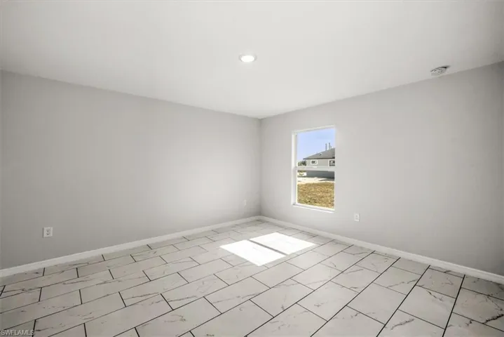 8022  Melody  CIR, Labelle, FL 33935