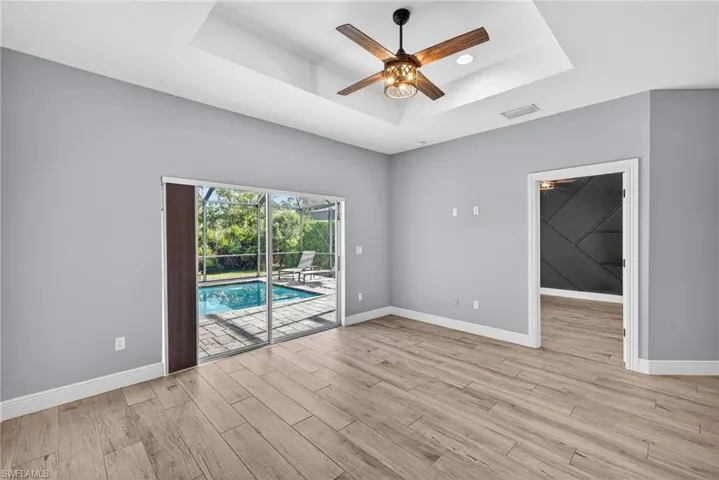 2131 22nd Ave Ne, Naples, Florida 34120