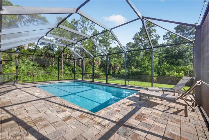 2131 22nd Ave Ne, Naples, Florida 34120
