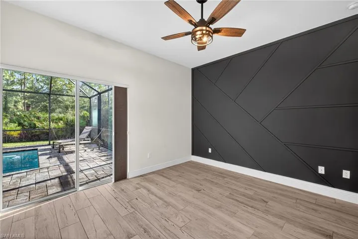 2131 22nd Ave Ne, Naples, Florida 34120