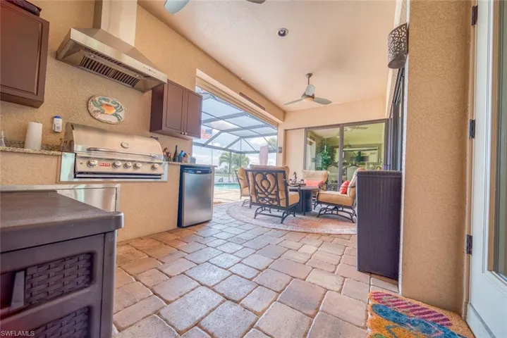 Outdoor kitchen