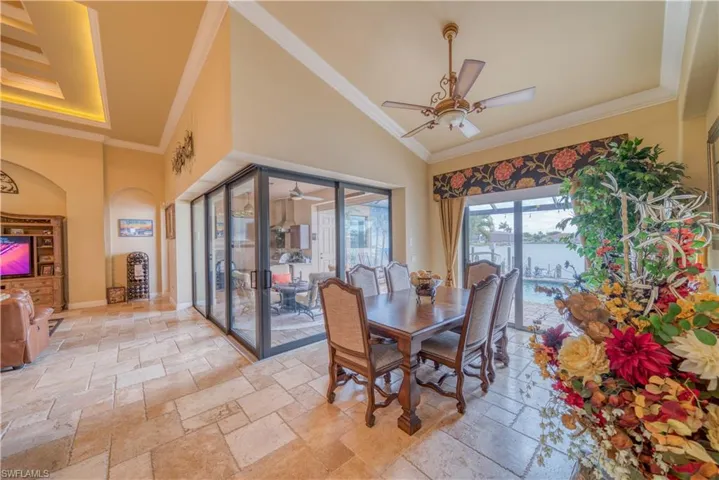 90 degree sliding glass door