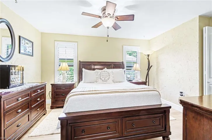 20 Maui Cir 20, Naples, Florida 34112