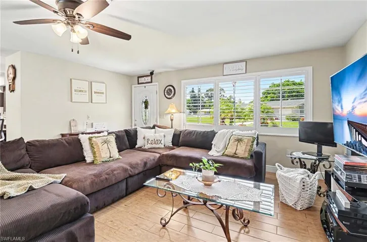 20 Maui Cir 20, Naples, Florida 34112