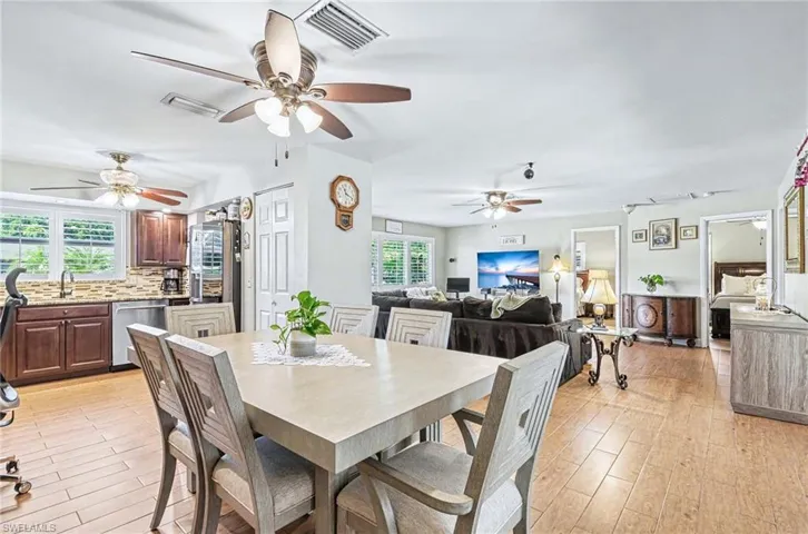 20 Maui Cir 20, Naples, Florida 34112