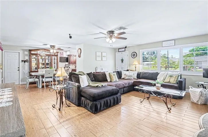 20 Maui Cir 20, Naples, Florida 34112