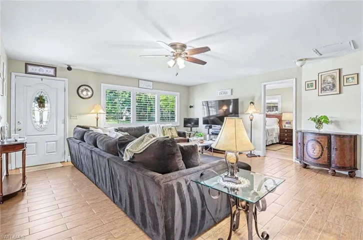 20 Maui Cir 20, Naples, Florida 34112