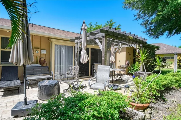 20 Maui Cir 20, Naples, Florida 34112